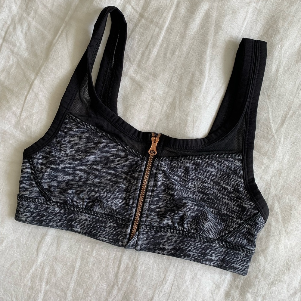 Lululemon Zip-Up Sports Bra Size 4